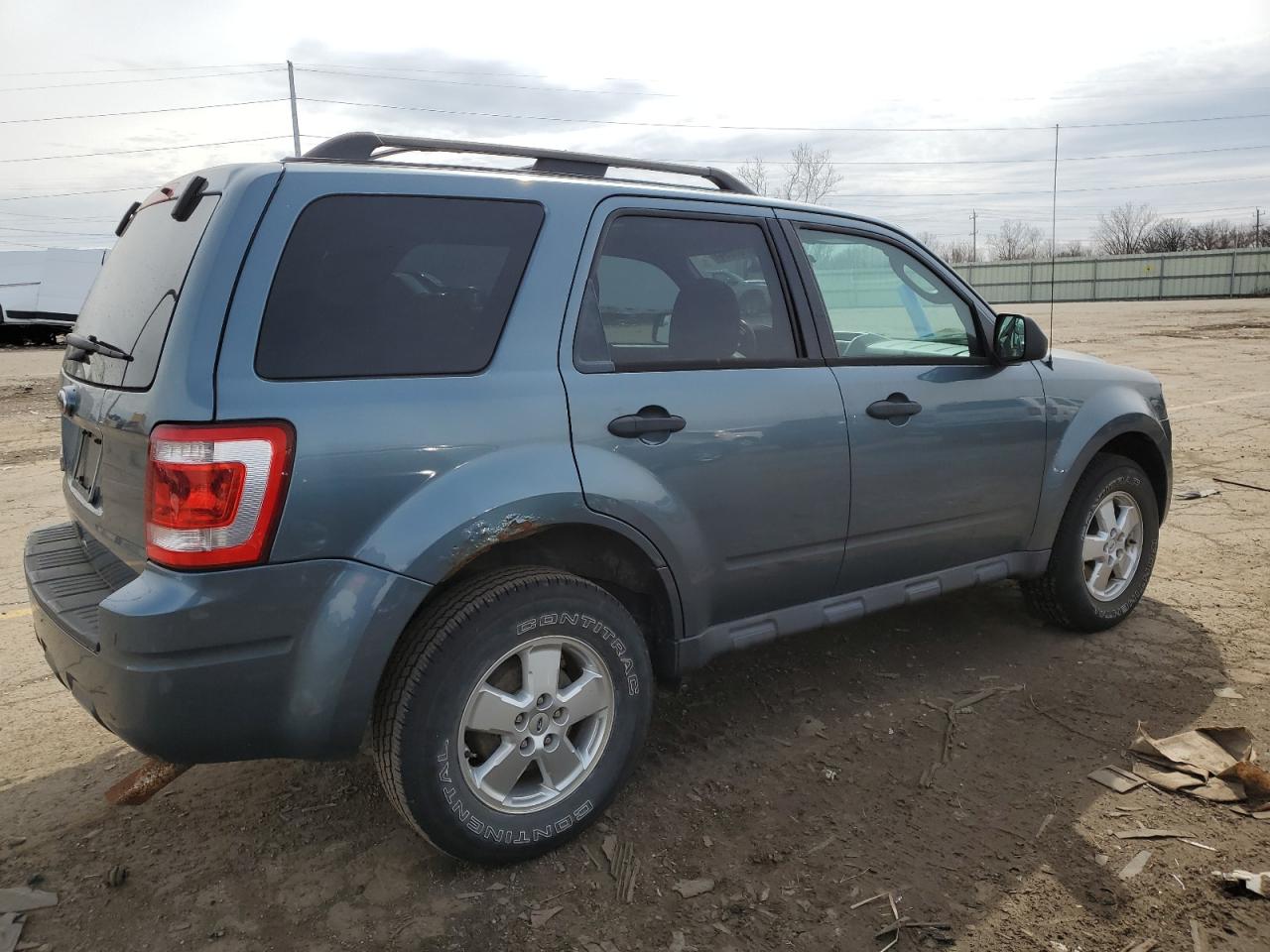 Photo 2 VIN: 1FMCU9D76CKA87386 - FORD ESCAPE 