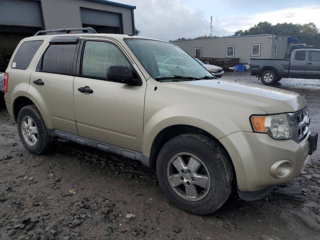 Photo 3 VIN: 1FMCU9D76CKC48125 - FORD ESCAPE 