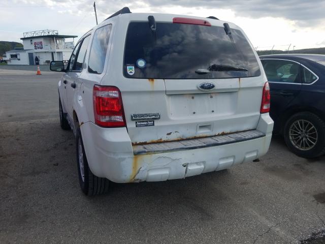 Photo 8 VIN: 1FMCU9D76CKC83960 - FORD ESCAPE 