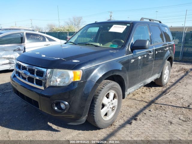 Photo 1 VIN: 1FMCU9D77AKA35634 - FORD ESCAPE 