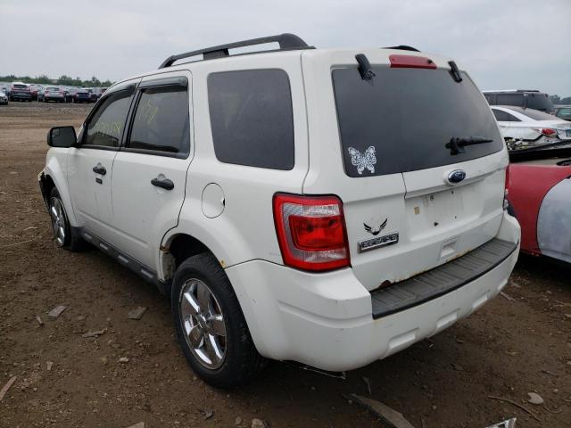 Photo 2 VIN: 1FMCU9D77AKB30016 - FORD ESCAPE 