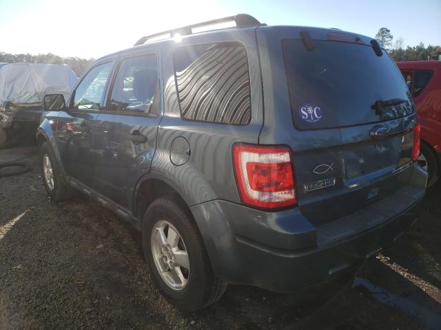 Photo 2 VIN: 1FMCU9D77AKB51111 - FORD ESCAPE XLT 