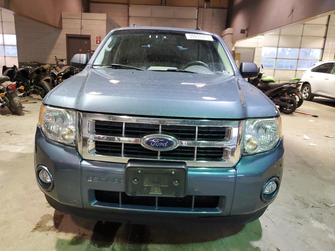 Photo 4 VIN: 1FMCU9D77AKC91160 - FORD ESCAPE 