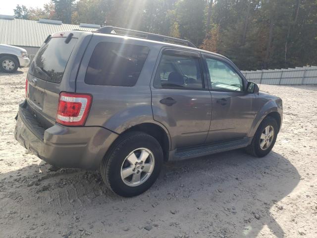 Photo 2 VIN: 1FMCU9D77BKA03090 - FORD ESCAPE XLT 