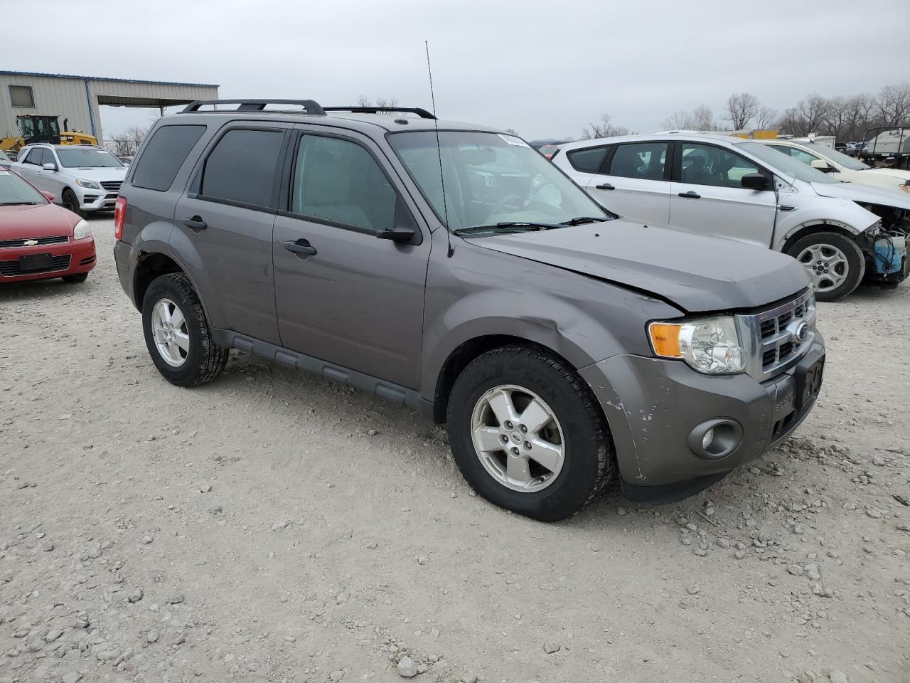 Photo 3 VIN: 1FMCU9D77BKA68280 - FORD ESCAPE 