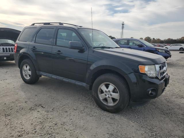 Photo 3 VIN: 1FMCU9D77BKA78243 - FORD ESCAPE XLT 