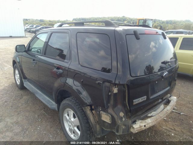 Photo 2 VIN: 1FMCU9D77BKB17879 - FORD ESCAPE 