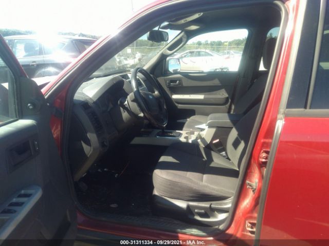 Photo 4 VIN: 1FMCU9D77BKB29384 - FORD ESCAPE 