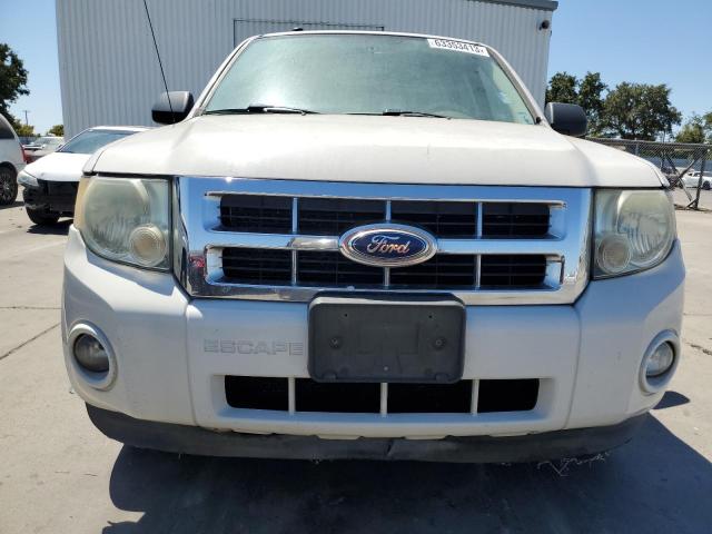 Photo 4 VIN: 1FMCU9D77BKB92582 - FORD ESCAPE XLT 