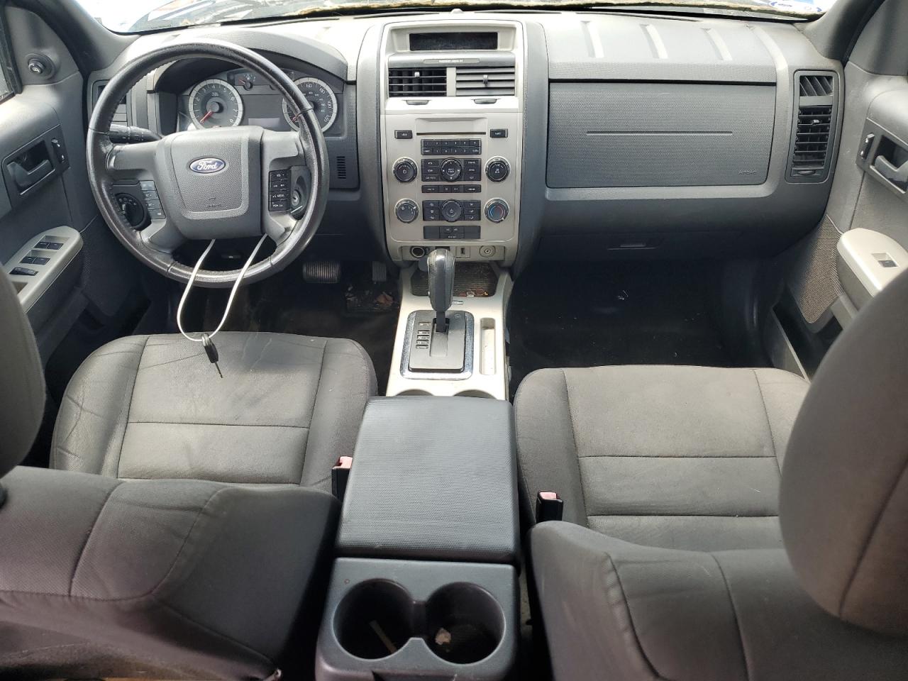 Photo 7 VIN: 1FMCU9D77CKB00548 - FORD ESCAPE 