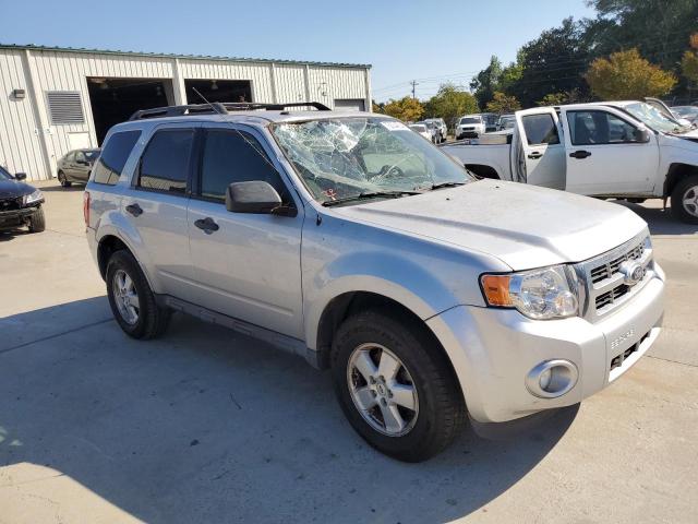 Photo 3 VIN: 1FMCU9D77CKB18578 - FORD ESCAPE XLT 