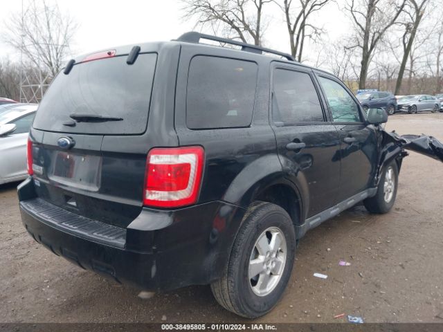 Photo 3 VIN: 1FMCU9D77CKC23122 - FORD ESCAPE 