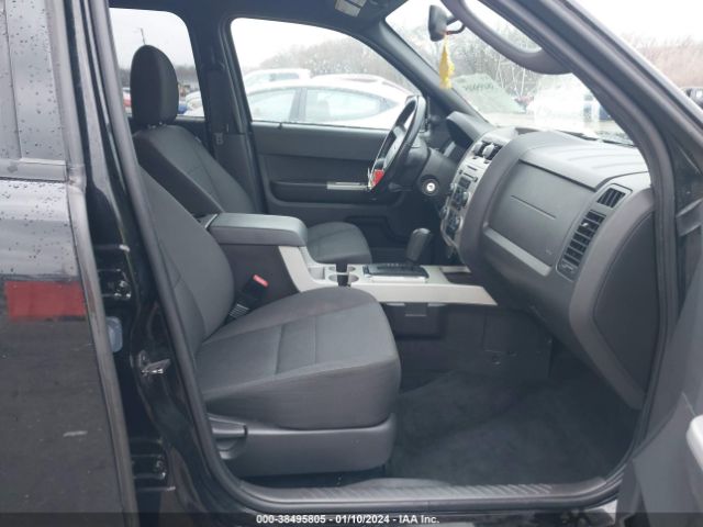 Photo 4 VIN: 1FMCU9D77CKC23122 - FORD ESCAPE 