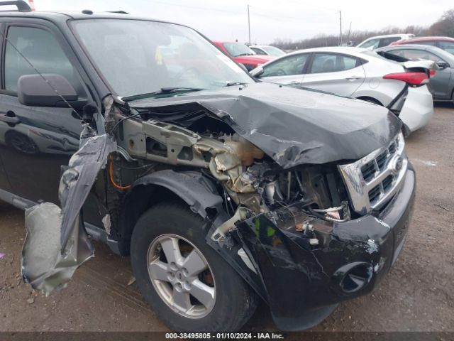 Photo 5 VIN: 1FMCU9D77CKC23122 - FORD ESCAPE 