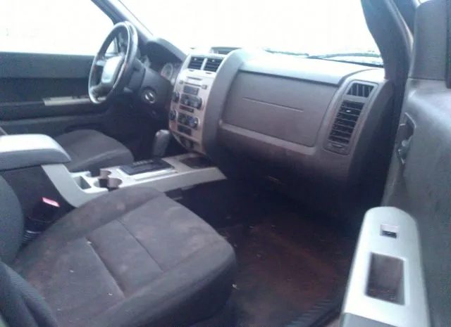 Photo 4 VIN: 1FMCU9D78AKA78895 - FORD ESCAPE 