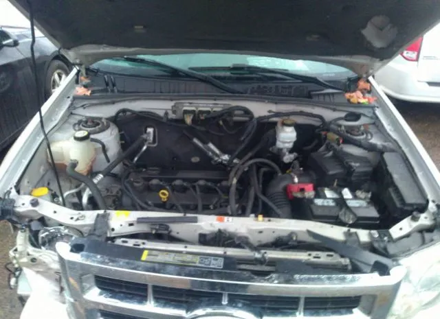 Photo 9 VIN: 1FMCU9D78AKA78895 - FORD ESCAPE 