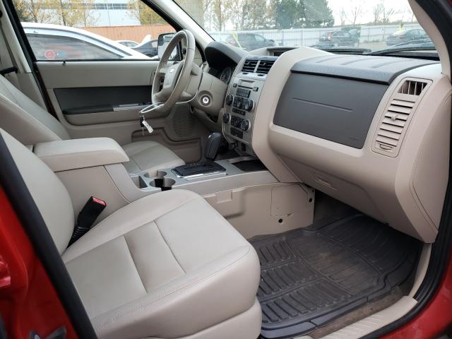 Photo 4 VIN: 1FMCU9D78AKB39663 - FORD ESCAPE XLT 