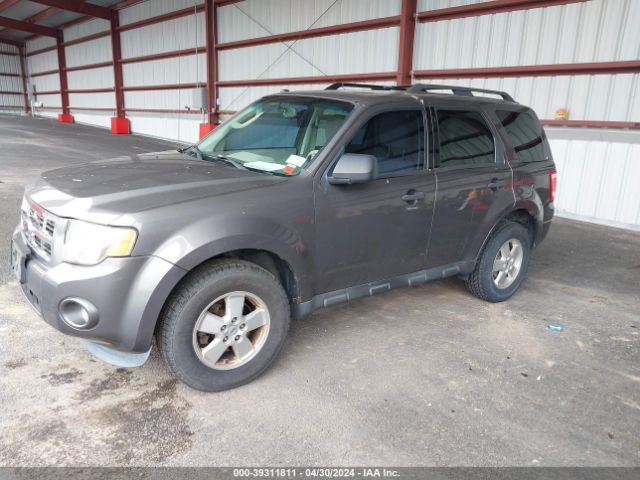 Photo 1 VIN: 1FMCU9D78AKC45319 - FORD ESCAPE 