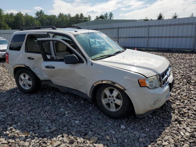 Photo 3 VIN: 1FMCU9D78CKA40747 - FORD ESCAPE XLT 