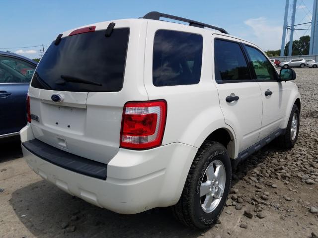 Photo 3 VIN: 1FMCU9D78CKB81091 - FORD ESCAPE XLT 