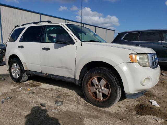 Photo 3 VIN: 1FMCU9D78CKB93015 - FORD ESCAPE 