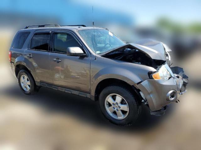 Photo 3 VIN: 1FMCU9D78CKC03171 - FORD ESCAPE 