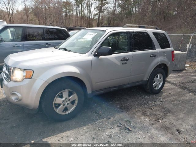 Photo 1 VIN: 1FMCU9D78CKC28328 - FORD ESCAPE 