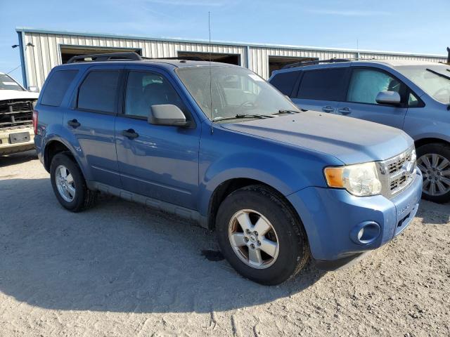 Photo 3 VIN: 1FMCU9D79AKA34713 - FORD ESCAPE XLT 