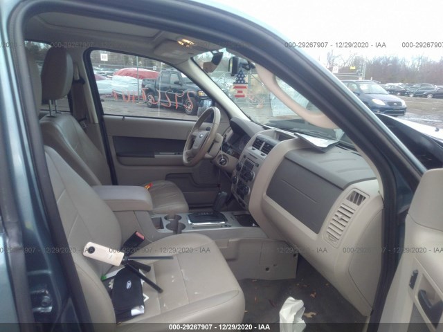 Photo 4 VIN: 1FMCU9D79AKB78892 - FORD ESCAPE 