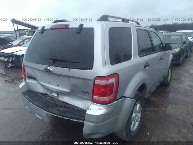 Photo 3 VIN: 1FMCU9D79AKC05038 - FORD ESCAPE 