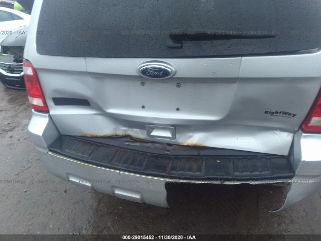 Photo 5 VIN: 1FMCU9D79AKC05038 - FORD ESCAPE 