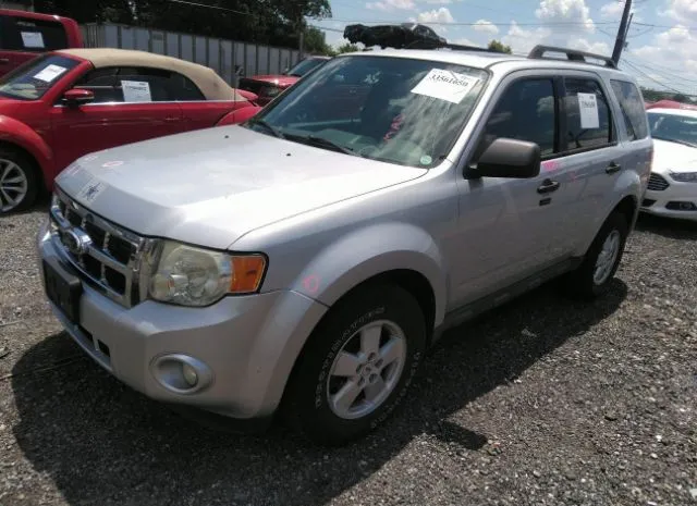 Photo 1 VIN: 1FMCU9D79AKC75512 - FORD ESCAPE 