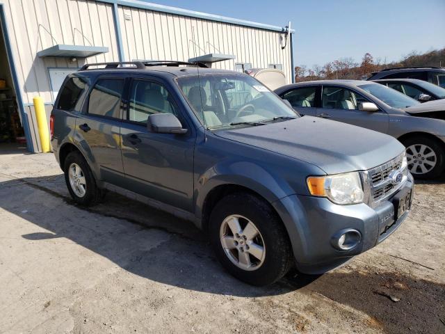 Photo 3 VIN: 1FMCU9D79AKC97297 - FORD ESCAPE 