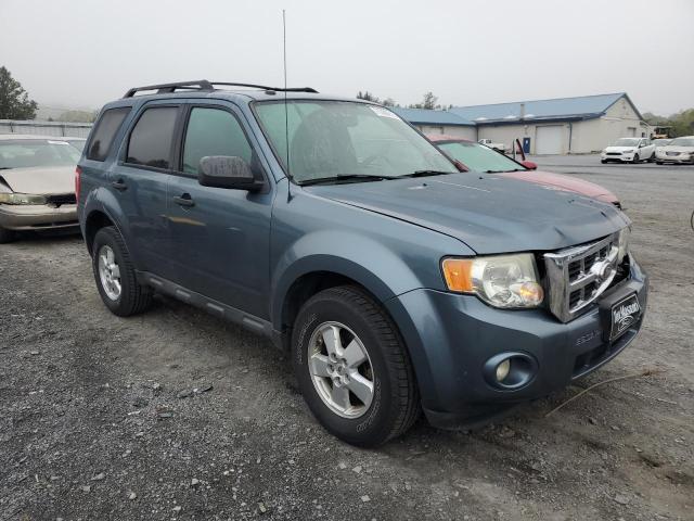 Photo 3 VIN: 1FMCU9D79AKD16057 - FORD ESCAPE XLT 