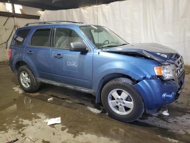 Photo 3 VIN: 1FMCU9D79AKD25731 - FORD ESCAPE 