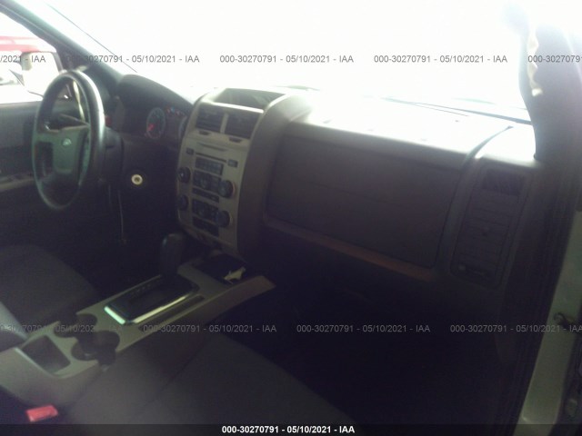 Photo 4 VIN: 1FMCU9D79BKB98853 - FORD ESCAPE 