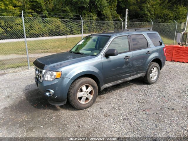 Photo 1 VIN: 1FMCU9D79CKB39495 - FORD ESCAPE 