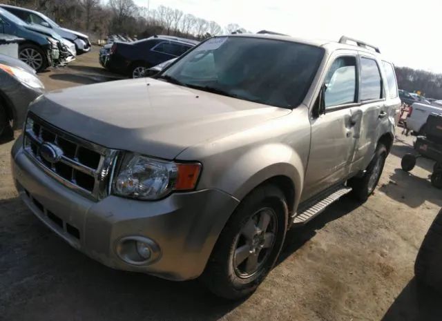 Photo 1 VIN: 1FMCU9D79CKB64977 - FORD ESCAPE 