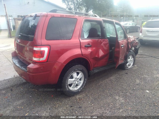 Photo 3 VIN: 1FMCU9D79CKC78591 - FORD ESCAPE 