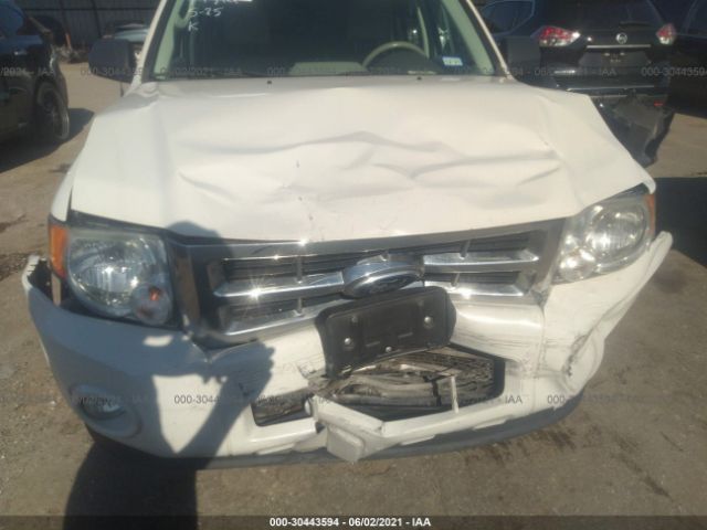 Photo 5 VIN: 1FMCU9D79CKC84195 - FORD ESCAPE 