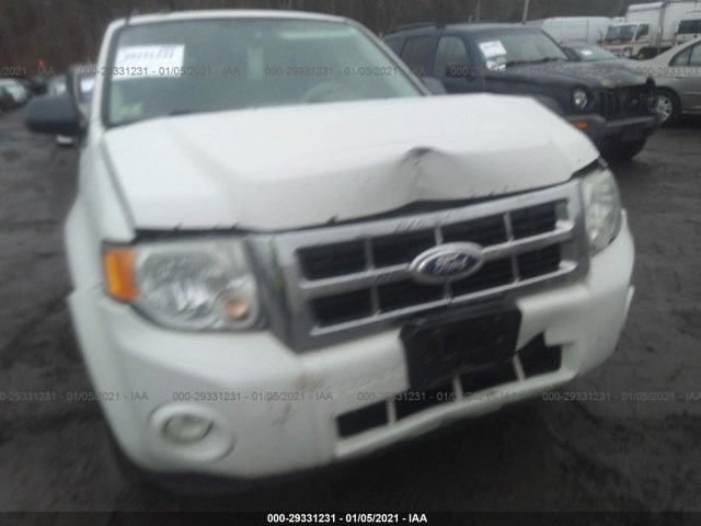 Photo 5 VIN: 1FMCU9D7XAKC60095 - FORD ESCAPE 