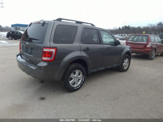 Photo 3 VIN: 1FMCU9D7XBKB15382 - FORD ESCAPE 