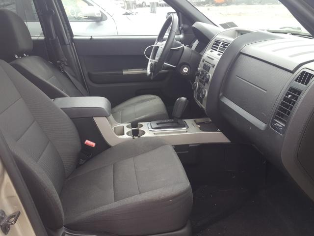 Photo 4 VIN: 1FMCU9D7XBKB21683 - FORD ESCAPE XLT 