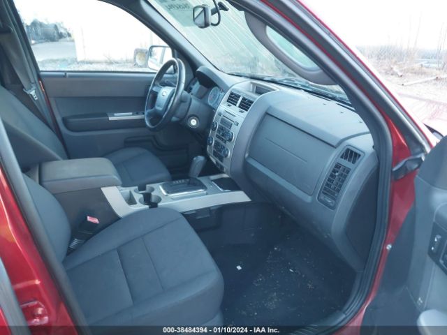 Photo 4 VIN: 1FMCU9D7XCKA56724 - FORD ESCAPE 