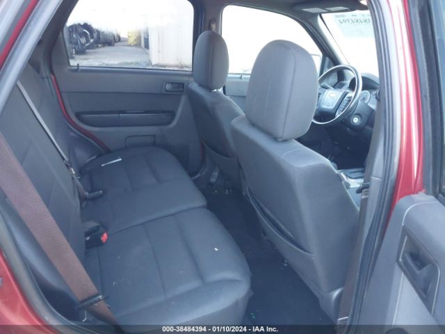 Photo 7 VIN: 1FMCU9D7XCKA56724 - FORD ESCAPE 