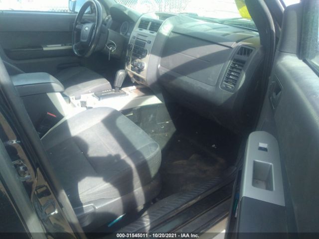 Photo 4 VIN: 1FMCU9D7XCKA87004 - FORD ESCAPE 