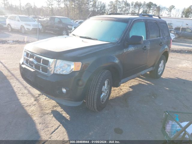 Photo 1 VIN: 1FMCU9D7XCKB15612 - FORD ESCAPE 