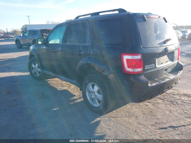 Photo 2 VIN: 1FMCU9D7XCKB15612 - FORD ESCAPE 