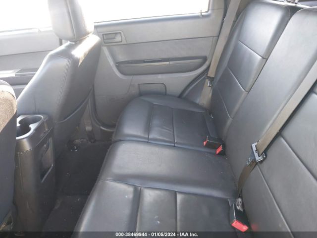 Photo 7 VIN: 1FMCU9D7XCKB15612 - FORD ESCAPE 