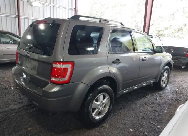 Photo 3 VIN: 1FMCU9D7XCKB68388 - FORD ESCAPE 